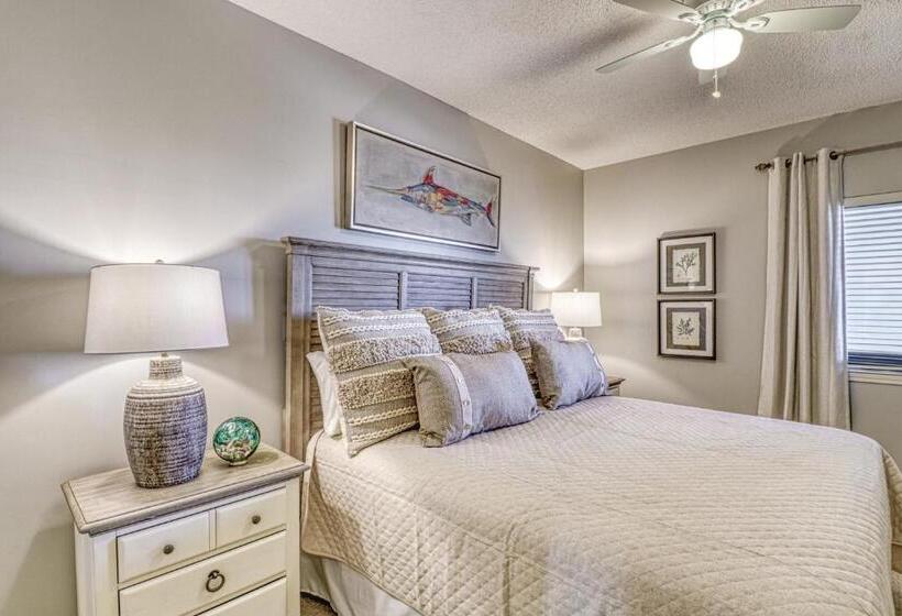 Отель The Palms #1002