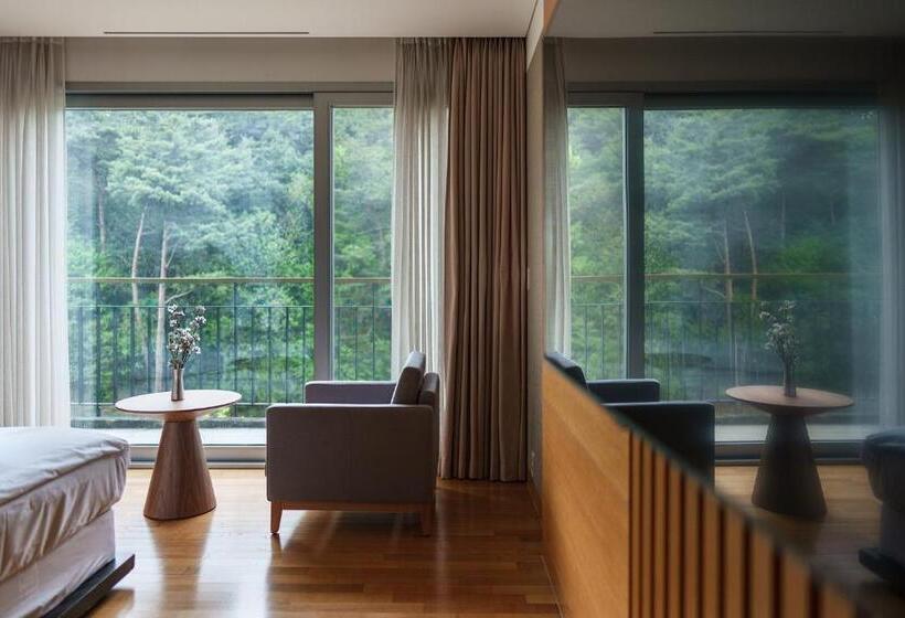 The Suites Hotel Namwon