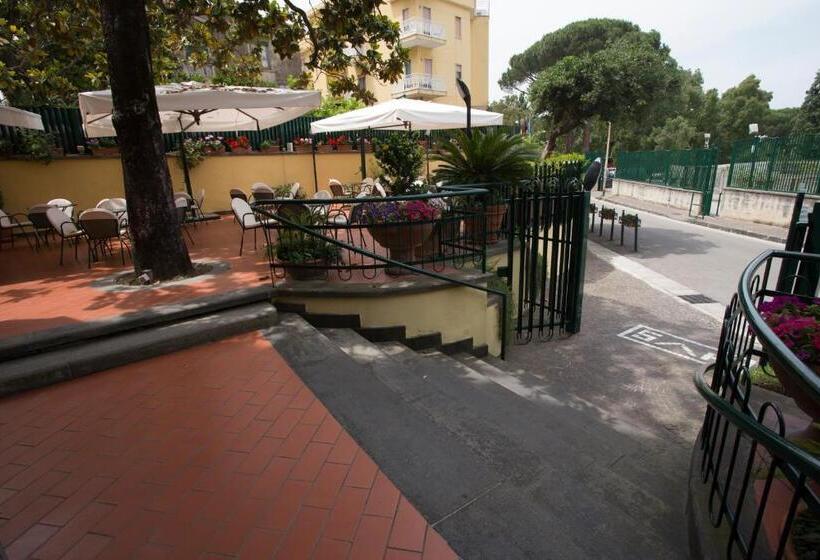 فندق Villa Serena