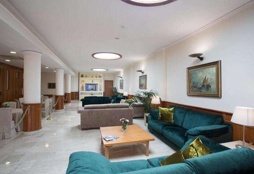 فندق Villa Serena