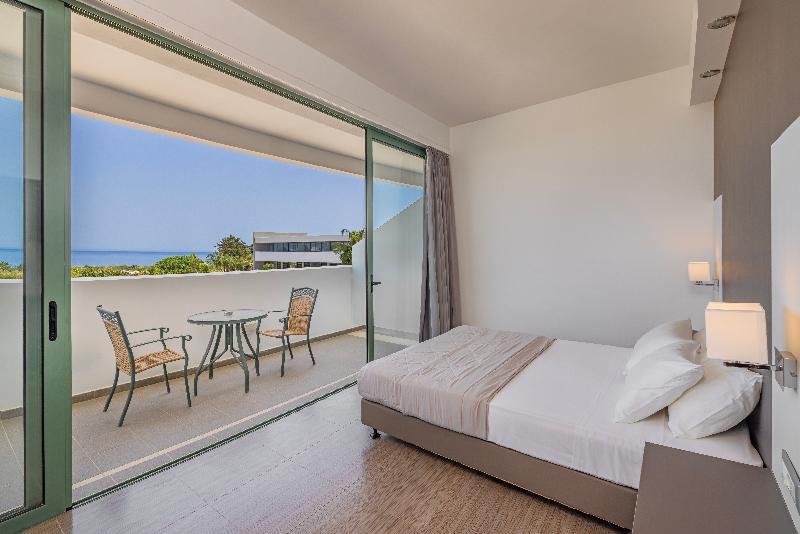 Отель Virginia Family Suites