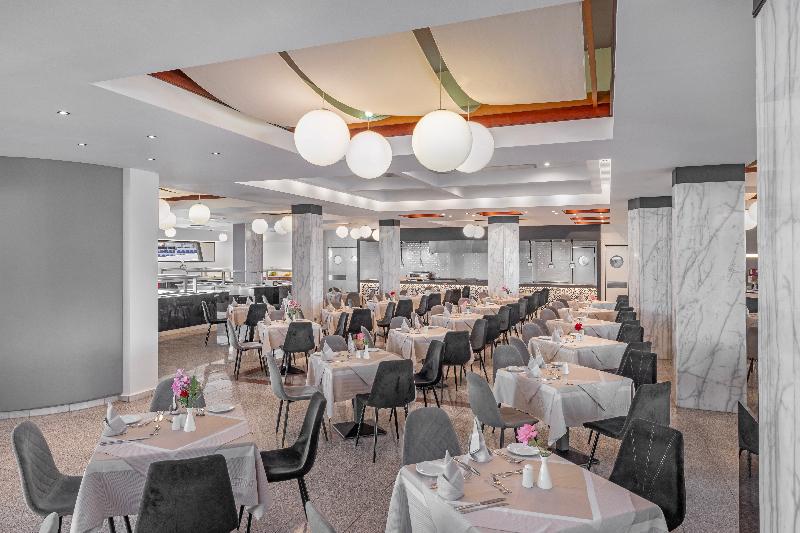 Отель Virginia Family Suites