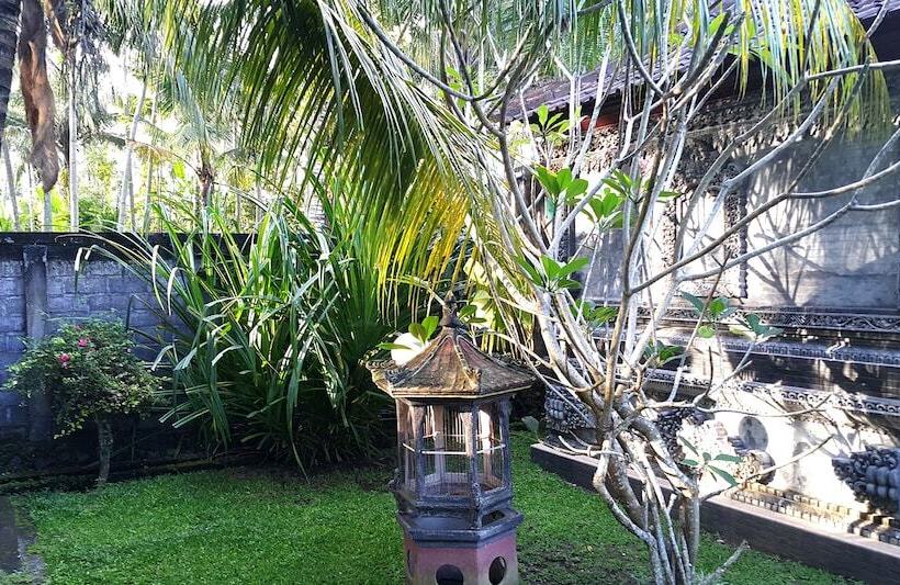 בית מלון כפרי Wahyu Dewata