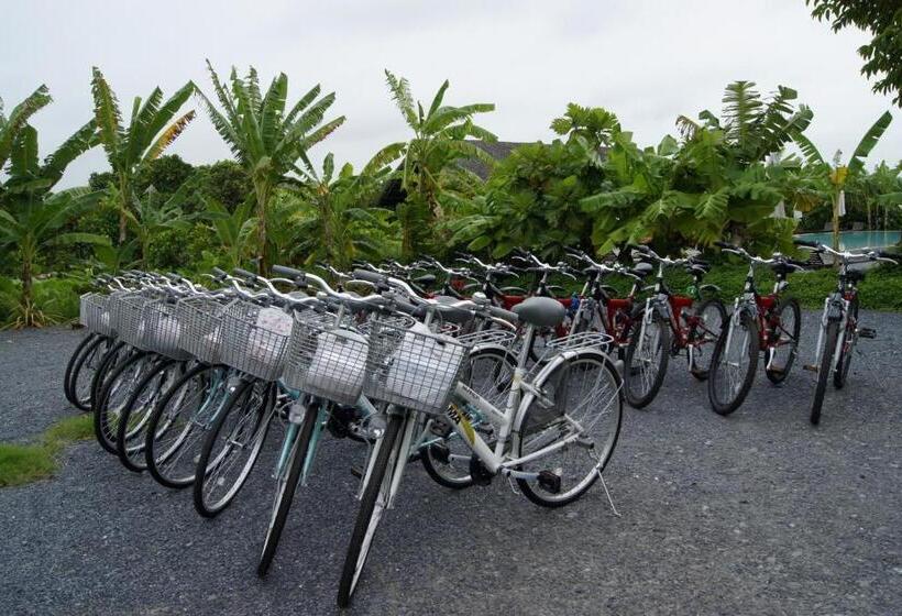 Mekong Riverside Boutique Resort & Spa