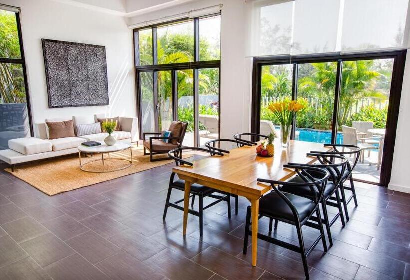 Montgomerie Links Hotel & Villas