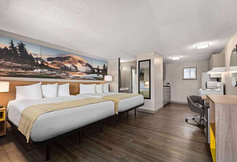 فندق على الطريق Days Inn By Wyndham Lakewood South Tacoma