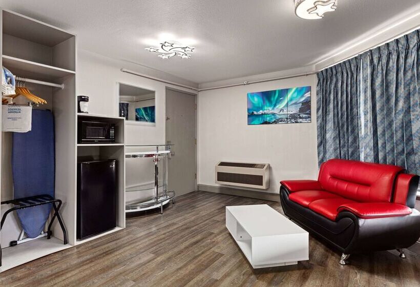 فندق على الطريق Days Inn By Wyndham Lakewood South Tacoma