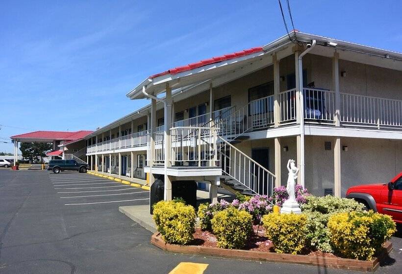 فندق على الطريق Days Inn By Wyndham Lakewood South Tacoma