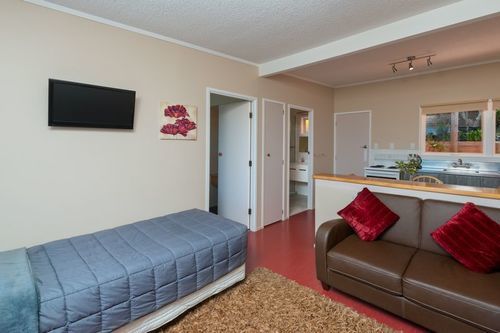 汽车旅馆 Pearl Of The Bay