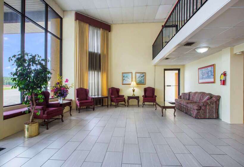 فندق على الطريق Rodeway Inn