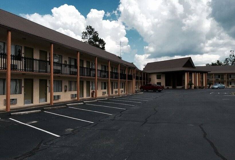 فندق على الطريق Rodeway Inn