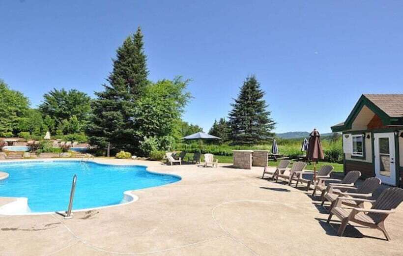 Oasis   Tremblant Sunstar