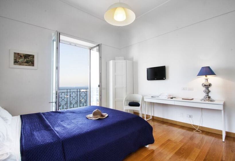 ペンション Capri Inn