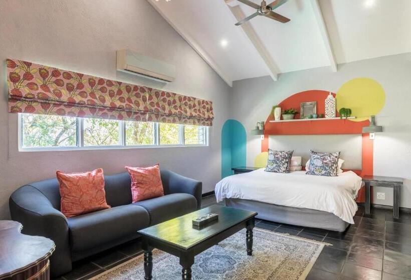 Пансион La Roca Guest House