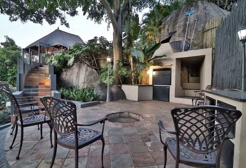 Пансион La Roca Guest House