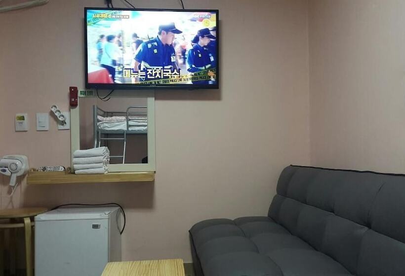 پانسیون Mk Liberty House