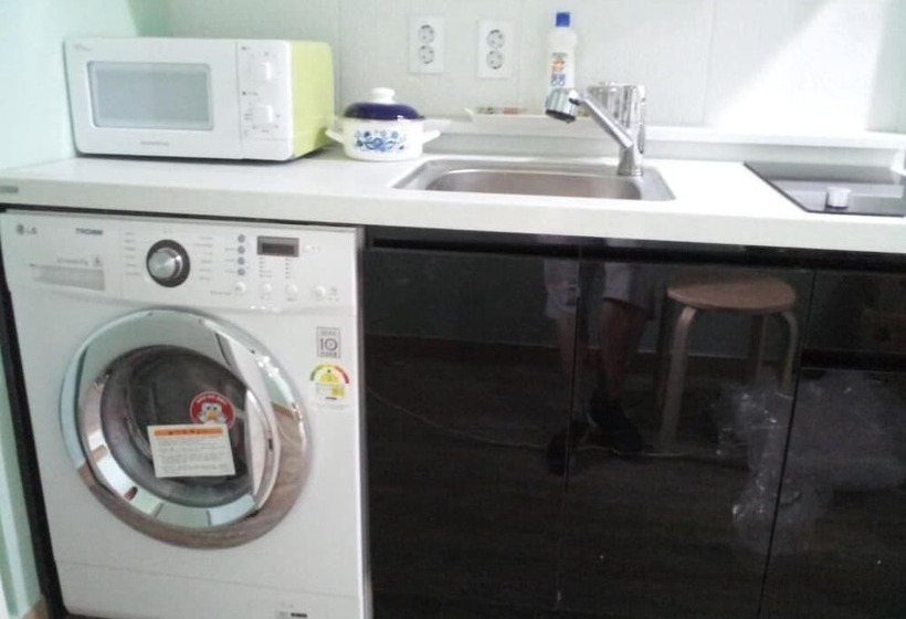 پانسیون Mk Liberty House