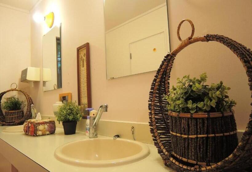 بنسيون Nikko Park Lodge Mountain Side