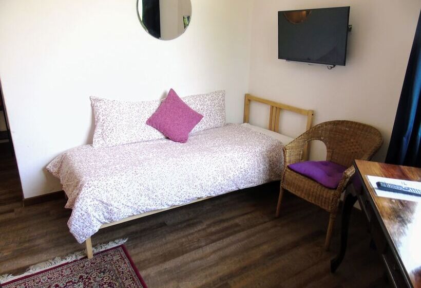 ペンション Rumah Putih Near Klia & Xiamen University