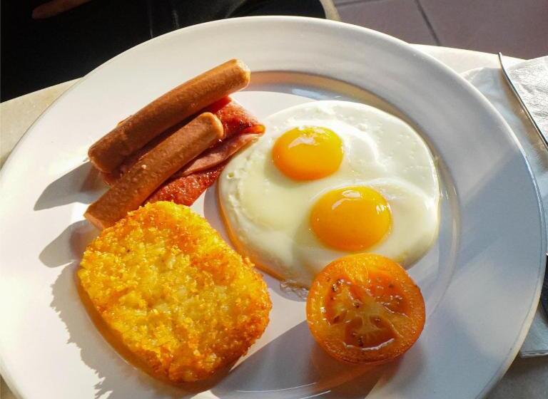 ペンション The Village House