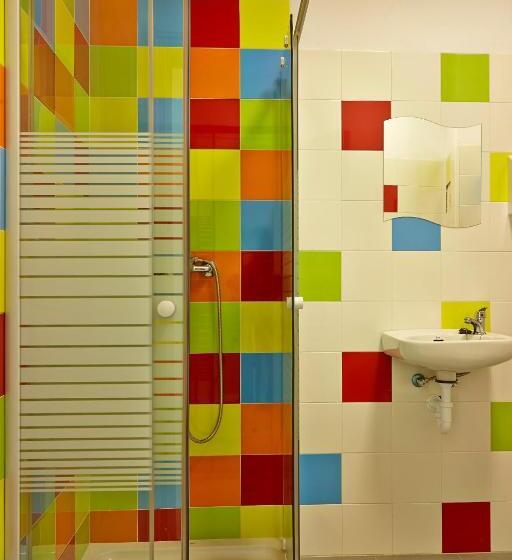 Pil Pil Hostel Bilbao