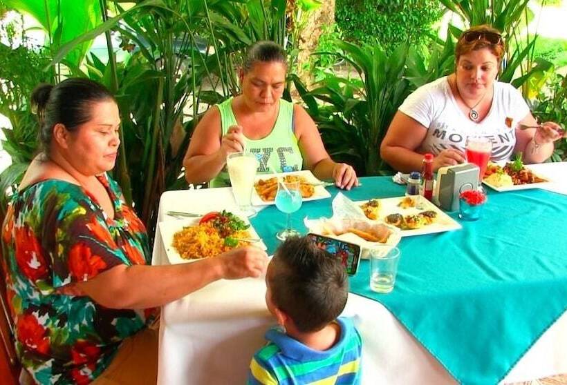 استراحتگاه Bahia Azul