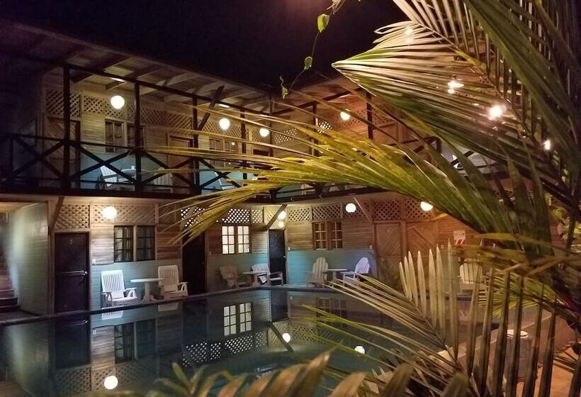 渡假胜地  Lizard King Hotel & Suites