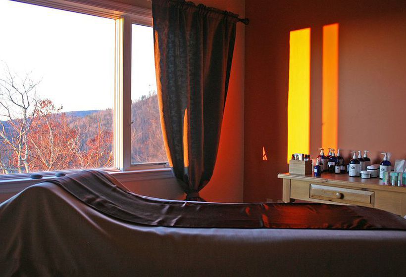 منتجع Art Of Living Retreat Center