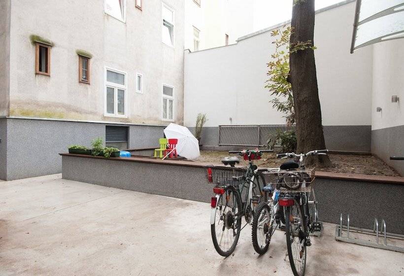 Royal Resort Apartments Westbahnhof