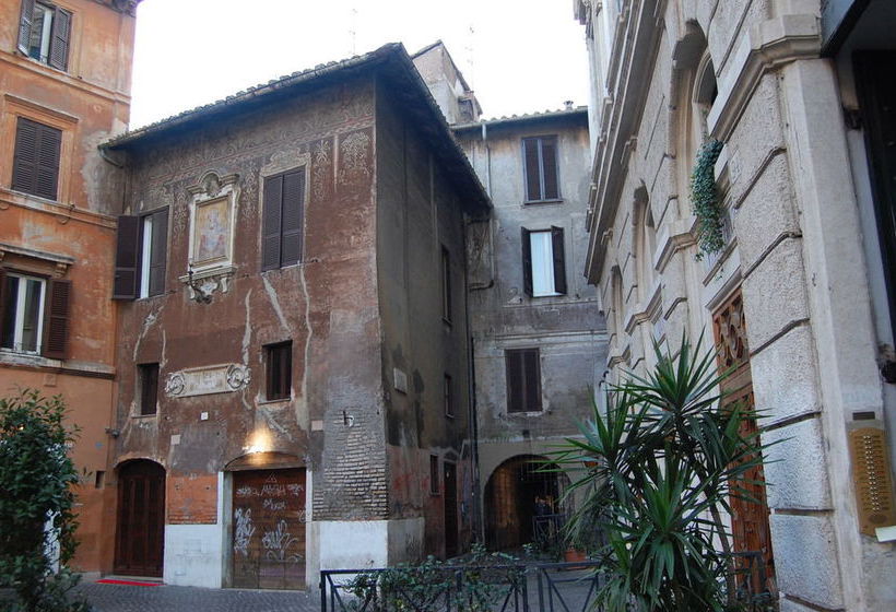 Rsh Campo De' Fiori Apartments
