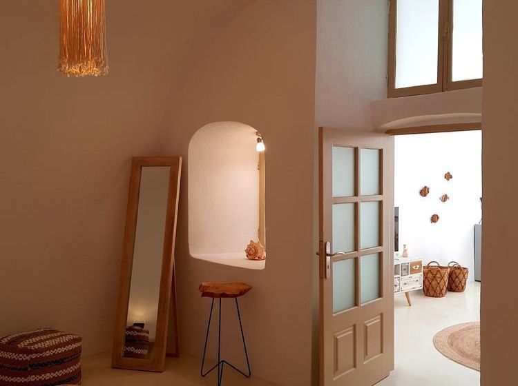 Suite Home Santorini