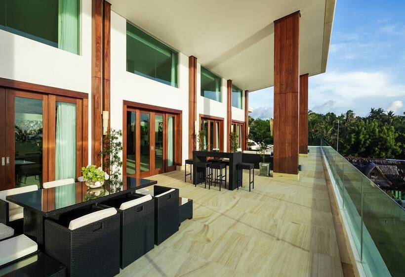 Under The Stars Luxury Apartments