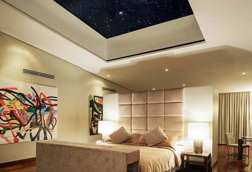 Under The Stars Luxury Apartments