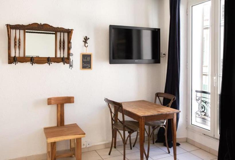 Vagliano Furnished Flat