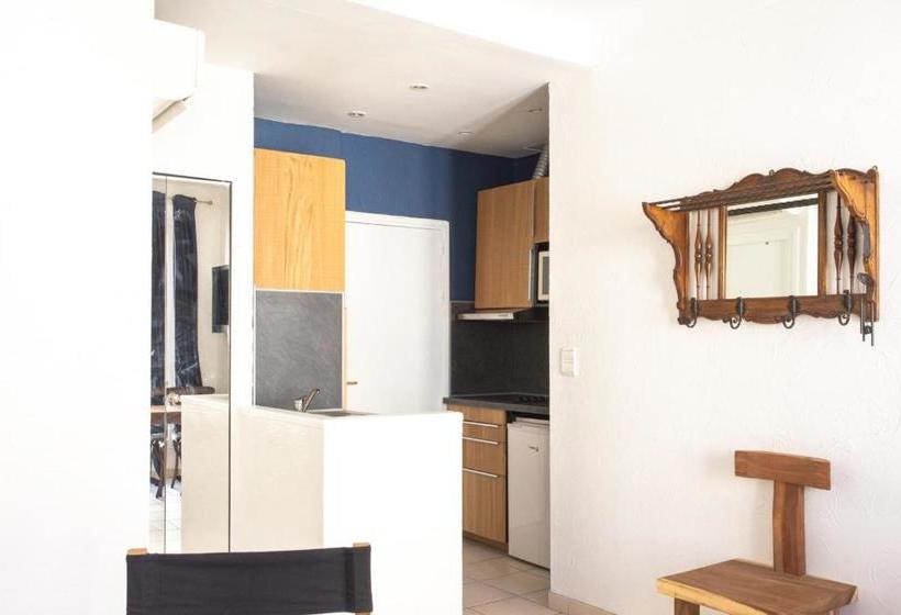 Vagliano Furnished Flat