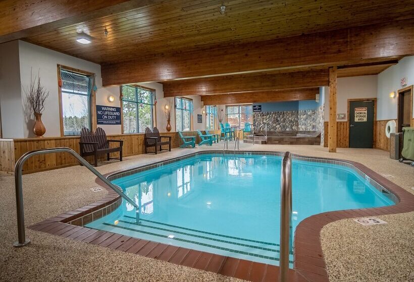 فندق Grand Superior Lodge