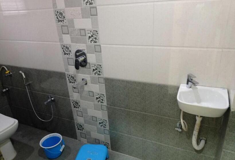 Spot On Hotel Nakshatra