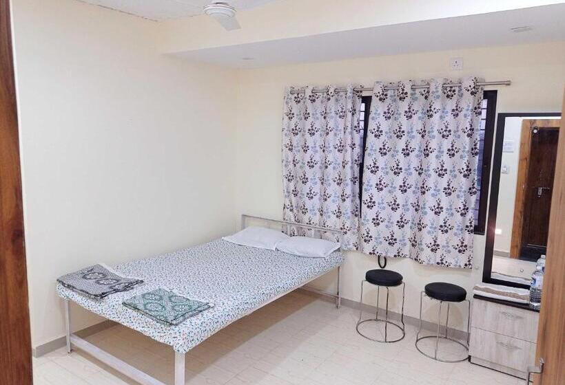 Spot On Hotel Nakshatra