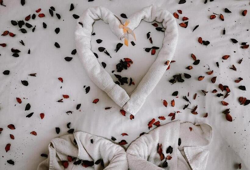 هتل Petra Jewel Luxury