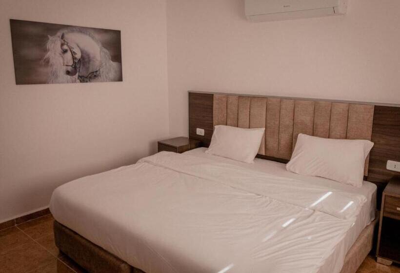 هتل Petra Jewel Luxury