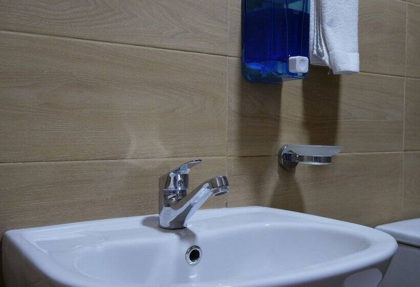 هتل Twins Downtown