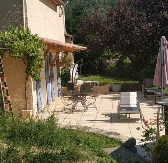 مبيت وإفطار Joëlle Et Daniel