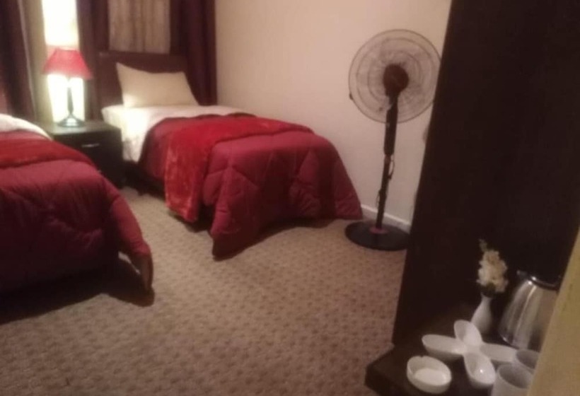 تختخواب و صبحانه Petra Rest Home