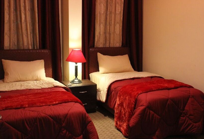 تختخواب و صبحانه Petra Rest Home