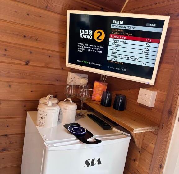 住宿加早餐  Sea And Mountain View Luxury Glamping Pods Heated