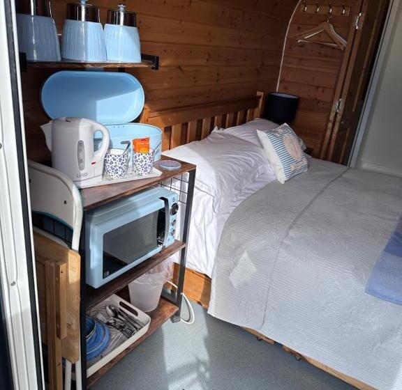 住宿加早餐  Sea And Mountain View Luxury Glamping Pods Heated