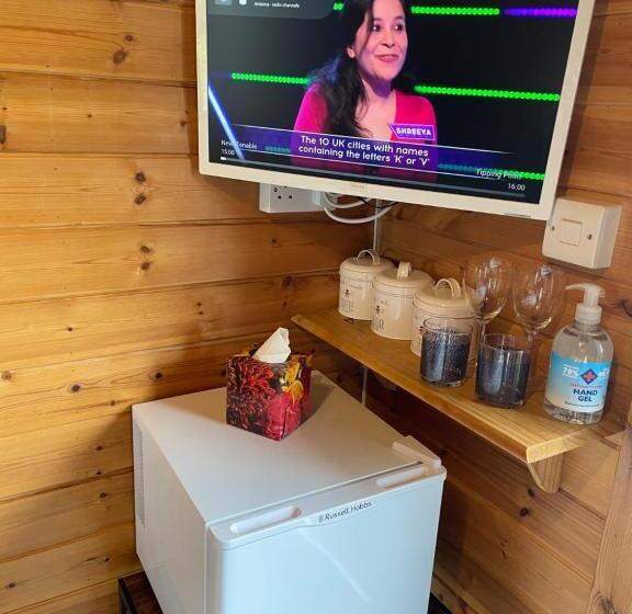 住宿加早餐  Sea And Mountain View Luxury Glamping Pods Heated