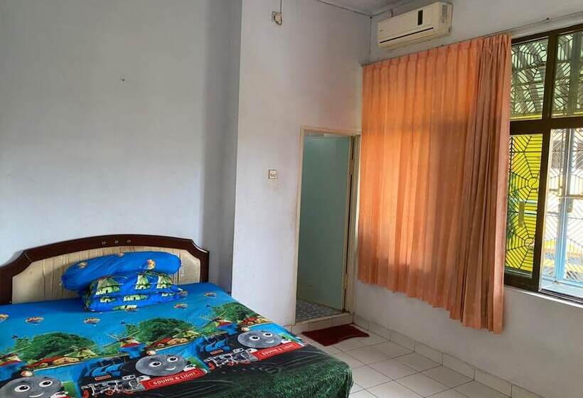 酒店 Bulusaraung Homestay Makassar