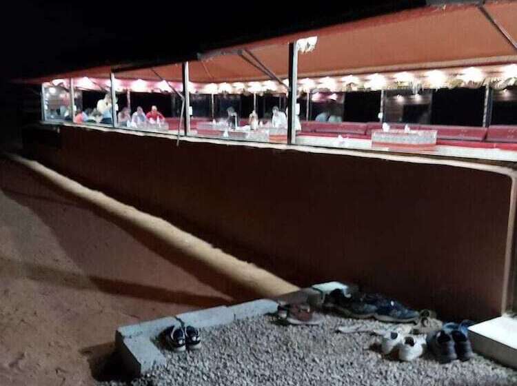 هتل Wadi Rum Desert Adventures