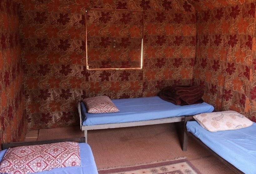 هتل Wadi Rum Caravan Camp